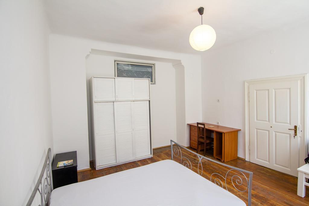 Hostel Tufna Osijek Exterior photo